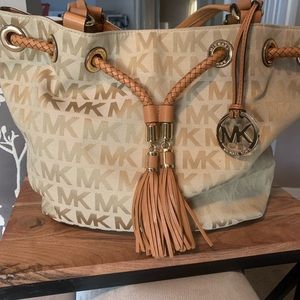 Authentic Michael Kors Large Tote